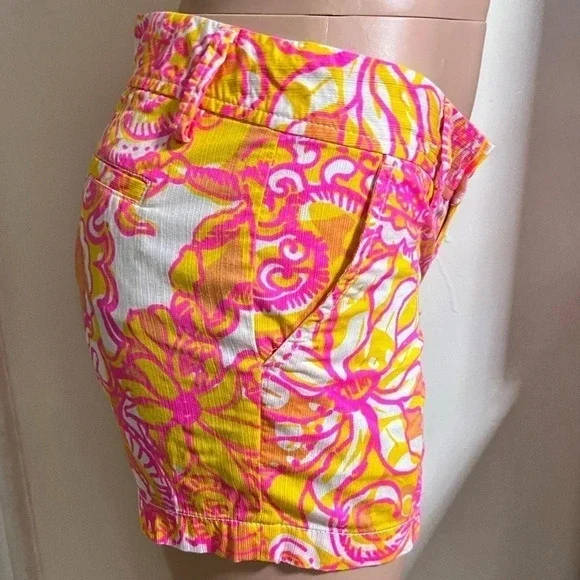 LILLY PULITZER Women’s Callahan Sunshine Yellow “Sea & Be Seen” Print Shorts - Picture 4 of 13